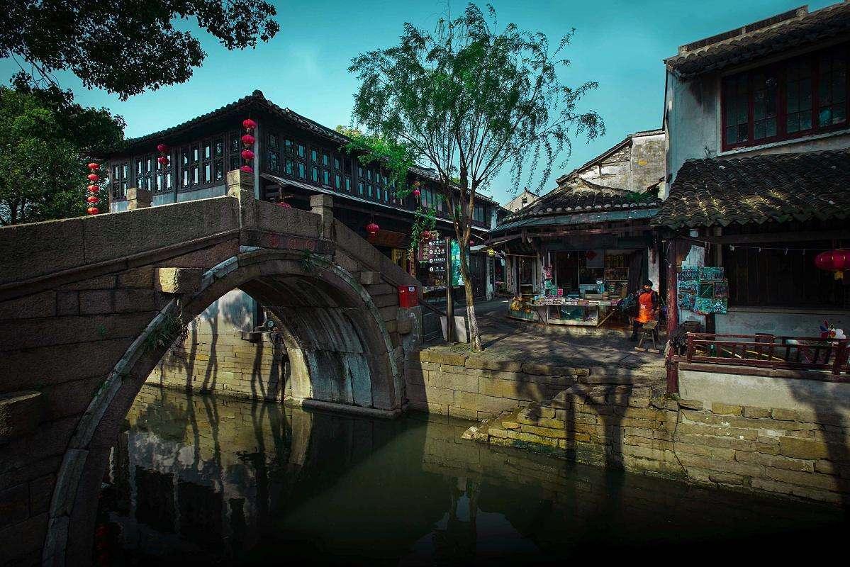 逃离复古建筑